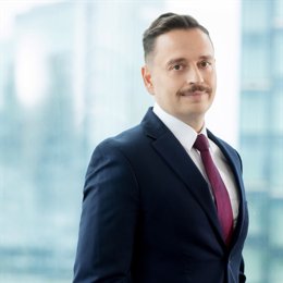 广东推出尊师惠师“大礼包”,购书、餐饮、旅游等福利应有尽有!