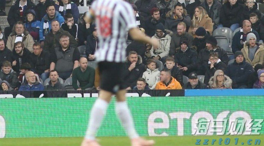 “覃塘莲藕”农产品地理标志专用标志正式启用